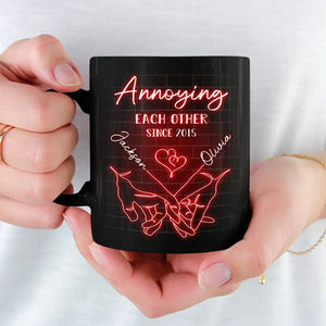 Tasse noire personnalisée « S'agacer mutuellement pour toujours » pour couple – Cadeau pour mari et femme, anniversaire