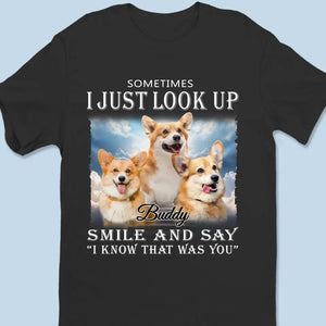 Photo personnalisée : votre souvenir est un compagnon constant - T-shirt unisexe personnalisé, sweat à capuche, sweat-shirt - Cadeau de condoléances pour les propriétaires et les amoureux des animaux
