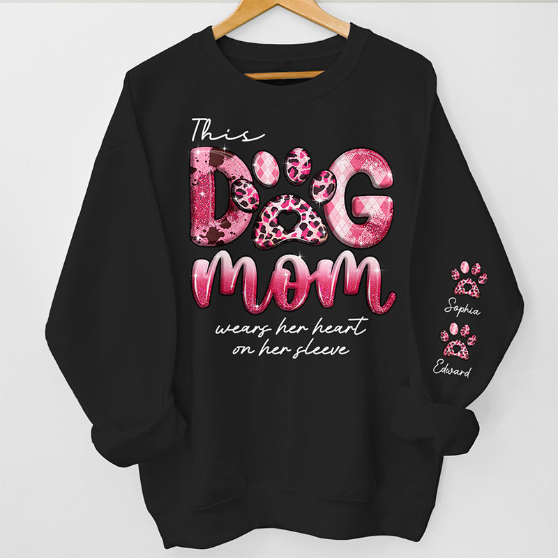 La vie est meilleure avec un chien ! Sweat-shirt unisexe personnalisé avec motif sur la manche. Cadeau pour les propriétaires et les amoureux des animaux.
