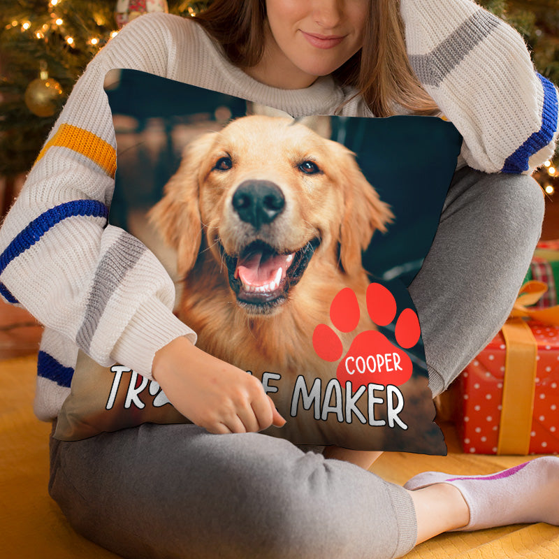 Coussin personnalisé avec photo « Trouble Maker » pour chien et chat – Cadeau pour propriétaires et amoureux des animaux