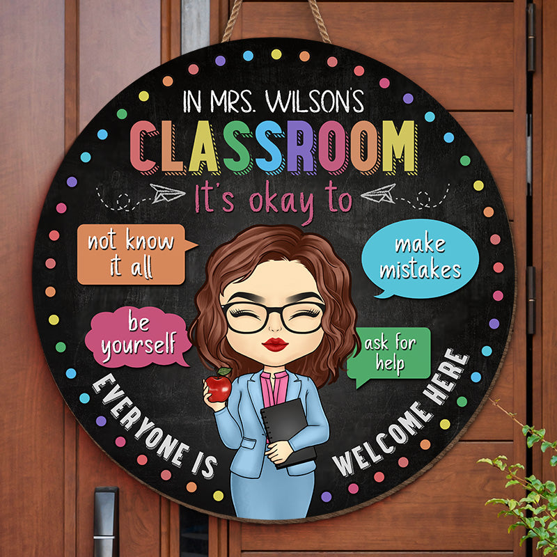 Tout le monde est le bienvenu ici - Panneau en bois rond personnalisé pour enseignant - Cadeau de pendaison de crémaillère pour enseignant, retour à l'école