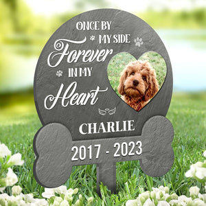 Photo personnalisée « Vos empreintes restent dans mon cœur » – Piquet de jardin personnalisé en acrylique – Cadeau de condoléances pour les propriétaires et les amoureux des animaux