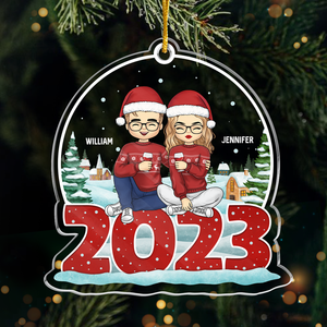 Cadeau de Noël pour un couple - Décoration personnalisée en acrylique en forme de boule à neige - Cadeau d'anniversaire pour mari et femme