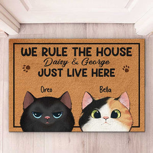 Les chats sont rois dans cette maison ! Tapis décoratif personnalisé pour chat ! Cadeau pour les propriétaires et les amoureux des animaux.