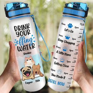 Buvez votre foutue eau ! Bouteille d'eau personnalisée avec suivi de l'eau pour chien et chat ! Cadeau pour propriétaires et amoureux des animaux.