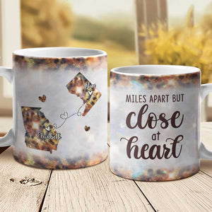 À des kilomètres de distance, mais proches au cœur - Cadeau pour maman - Tasse personnalisée