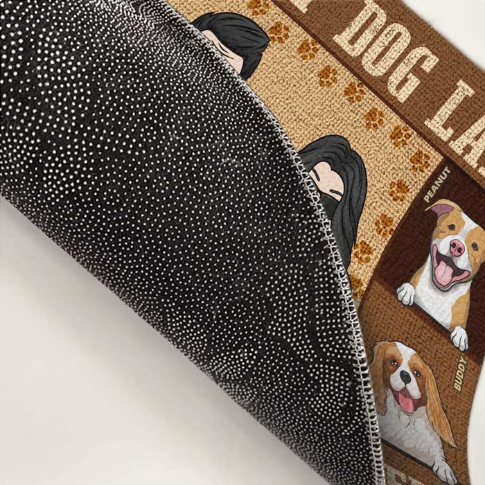 Une folle aux chiens - Tapis décoratif personnalisé - Cadeau pour les amoureux des animaux