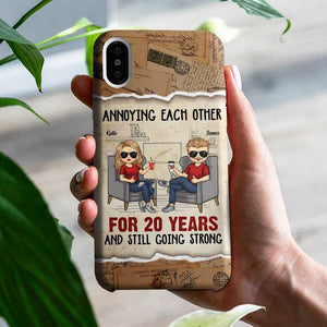 Mari et femme s'agacent mutuellement - Cadeau pour couple, mari et femme - Coque de téléphone personnalisée